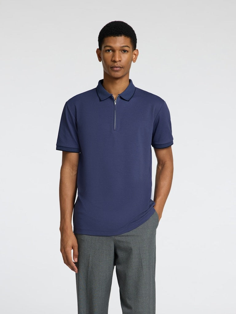 Polo Selected
