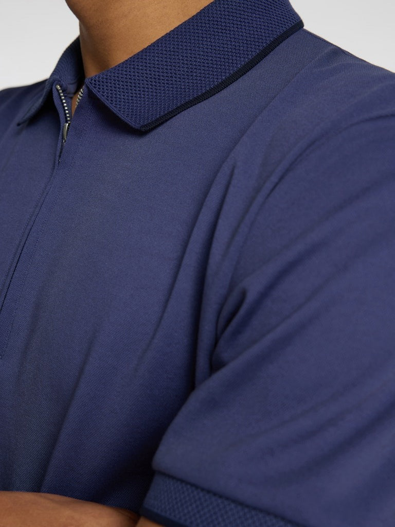 Polo Selected