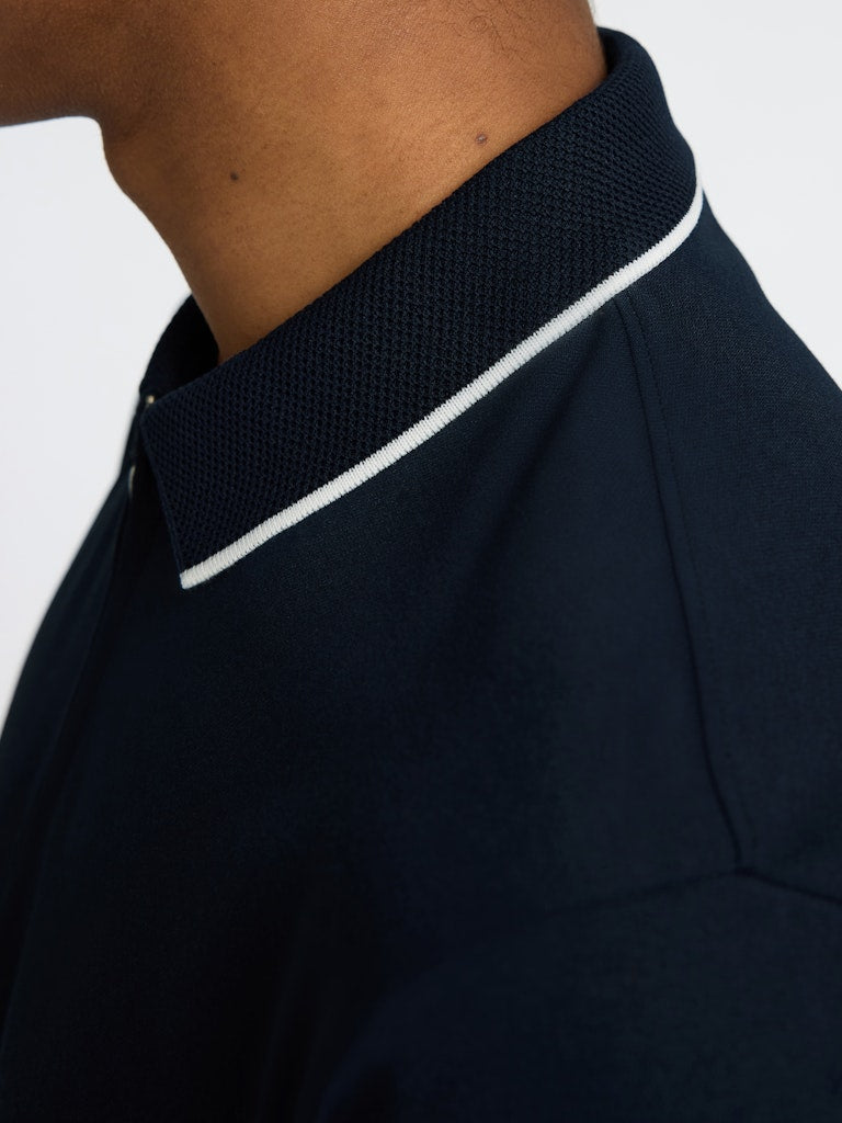 Polo Selected